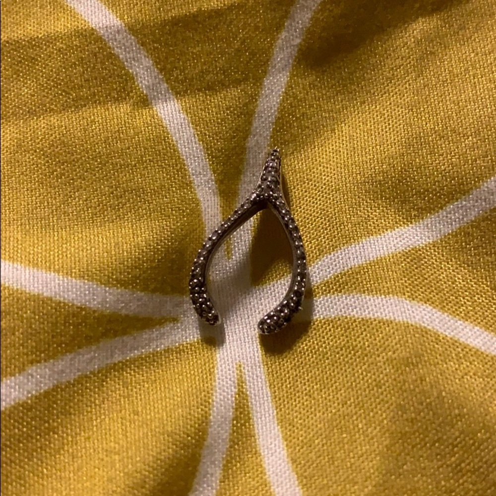 Diamond wishbone